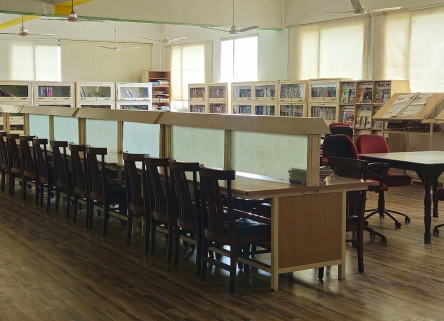 AIS library reading room with individual carrels and periodical racks